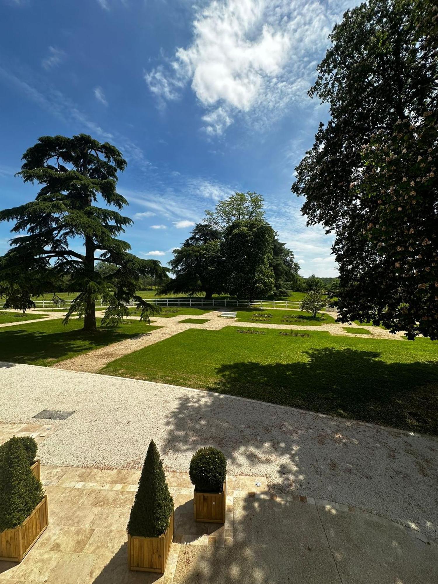 Domaine De L'Ecorcerie Hotel Fontaine-le-Comte Exterior foto